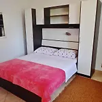 Katica-u Blizini Plaze 