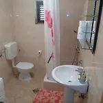 Katica-u Blizini Plaze 