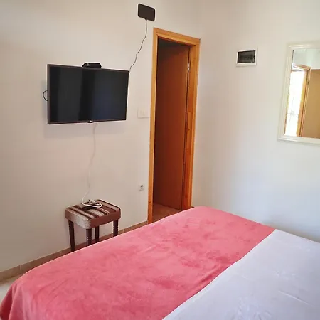 Katica-u Blizini Plaze 